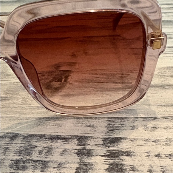DIFF EYEWEAR Oversized Sunglasses SANDRA LIGHT Gradient PINK Crystal Dusk NWOT - Picture 2 of 5